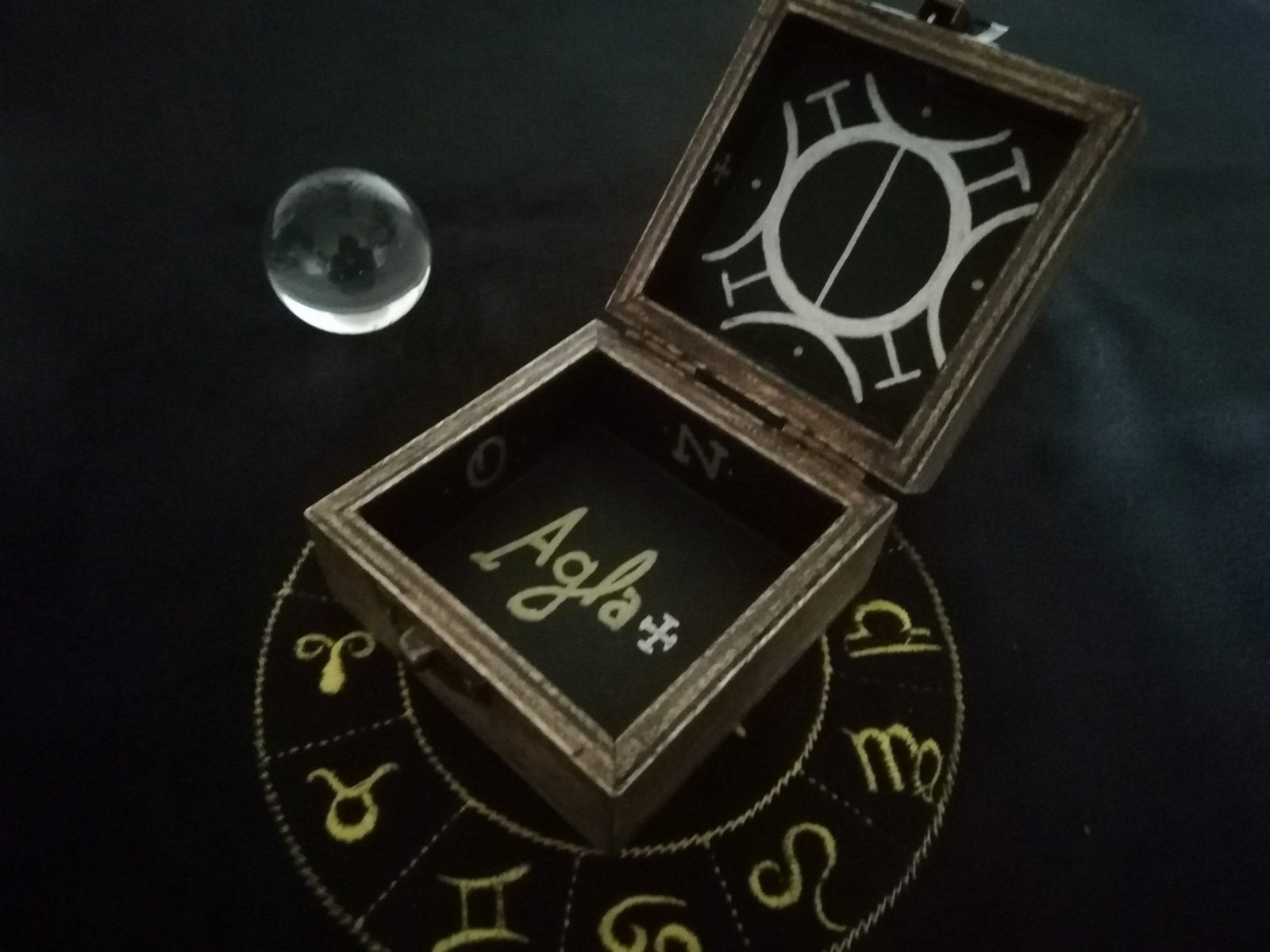 Amuletos y talismanes